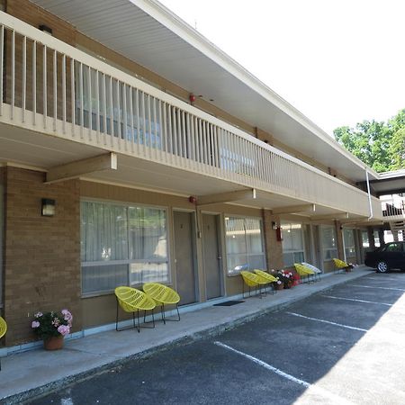 Parkway Motel Ніагара-Фоллс Екстер'єр фото