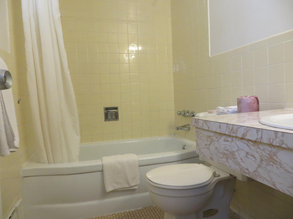 Parkway Motel Ніагара-Фоллс Номер фото